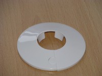 Plastová krycí růžice dělená pro trubku pr. 28 mm (3/4")